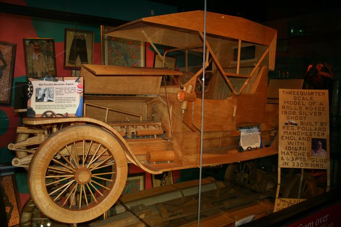 Världens Coolaste bil gjord av tändstickor