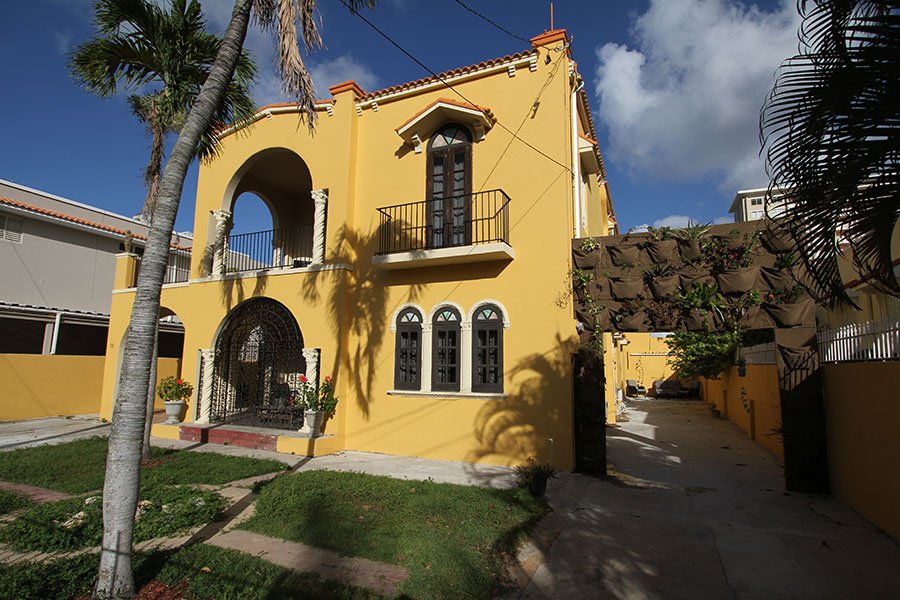 Airbnb, Miramar room 2, San Juan