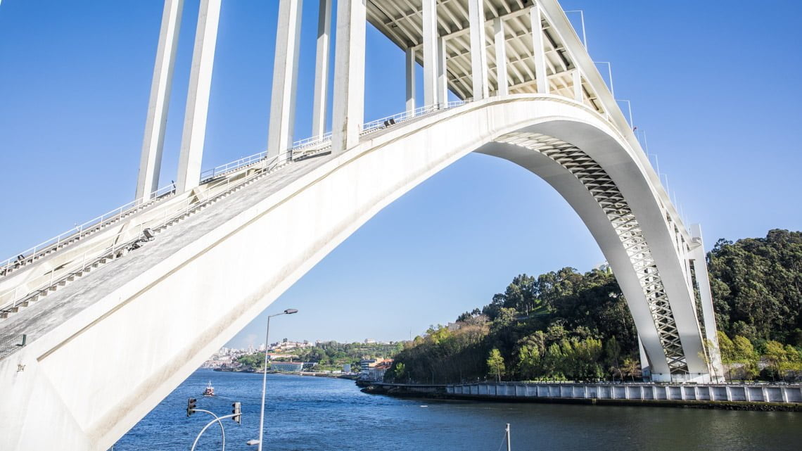 Bridge climb Porto, Portugal