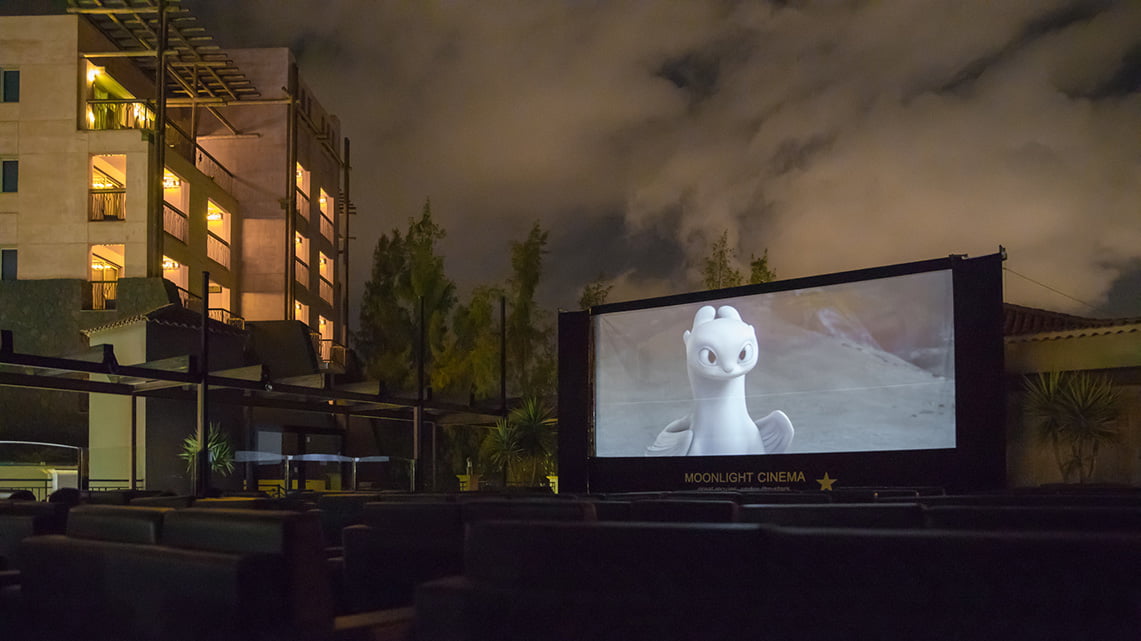 Outdoor cinema in Gran Canaria How too train your dragon-hidden world